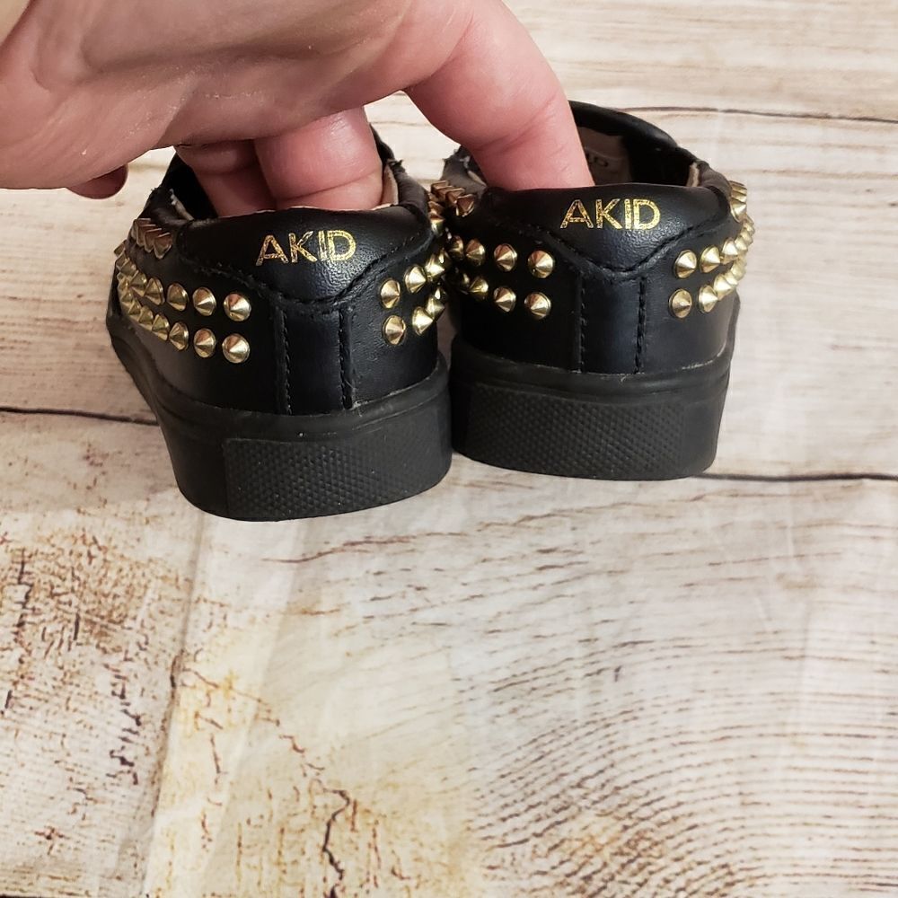 AKID Shoes   - Picture 8 of 10